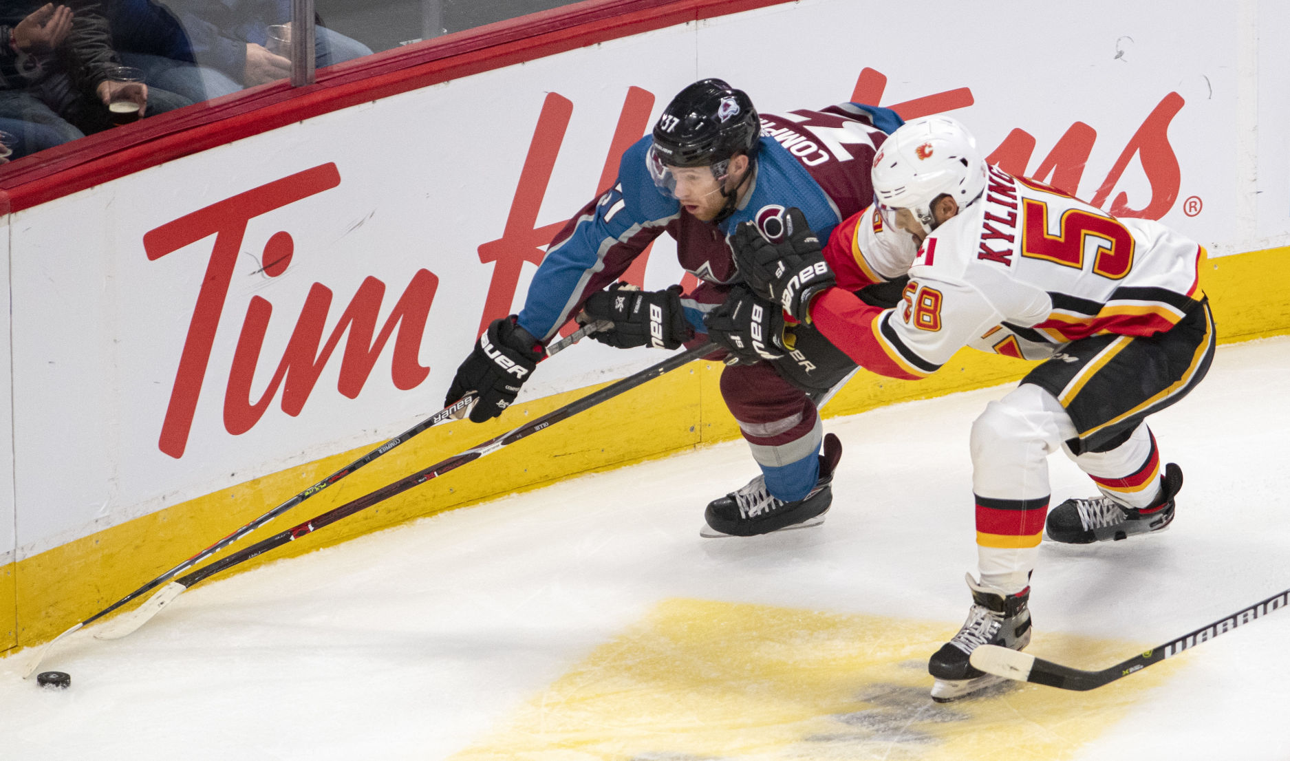 10_03_19 avs flames2900.jpg